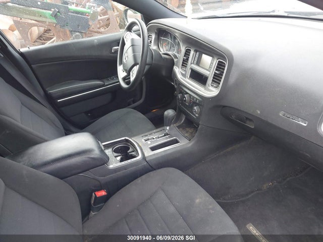 30091940 :رقم المزاد ، 2C3CDXBG0DH639750 vin ، 2013 Dodge Charger Se مزاد بيع