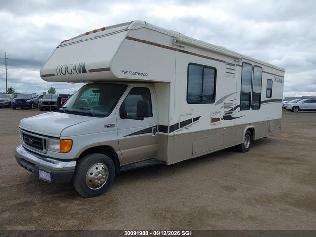30091988 :رقم المزاد ، 1FDXE45S65HA01918 vin ، 2005 Ford Econoline E450 Super Duty Cutwy Van مزاد بيع