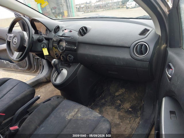 2011 Mazda Mazda2 მანქანა იყიდება აუქციონზე, vin: JM1DE1HY6B0120861, აუქციონის ნომერი: 30091840