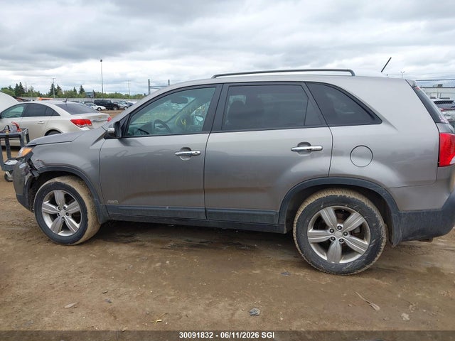 30091832 :رقم المزاد ، 5XYKUDA23DG413423 vin ، 2013 Kia Sorento Ex Luxury V6/ex V6 مزاد بيع
