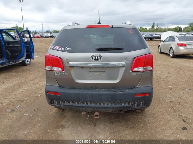 30091832 :رقم المزاد ، 5XYKUDA23DG413423 vin ، 2013 Kia Sorento Ex Luxury V6/ex V6 مزاد بيع