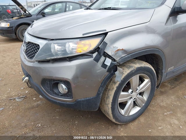 30091832 :رقم المزاد ، 5XYKUDA23DG413423 vin ، 2013 Kia Sorento Ex Luxury V6/ex V6 مزاد بيع
