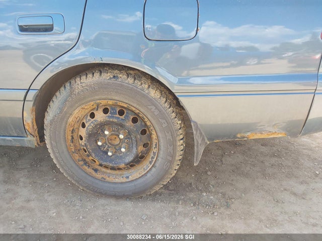 2000 Toyota Camry Ce/le/xle მანქანა იყიდება აუქციონზე, vin: JT2BG22K9Y0515050, აუქციონის ნომერი: 30088234