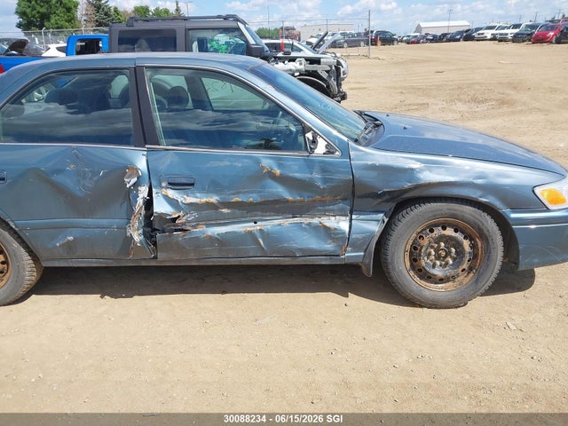 2000 Toyota Camry Ce/le/xle მანქანა იყიდება აუქციონზე, vin: JT2BG22K9Y0515050, აუქციონის ნომერი: 30088234