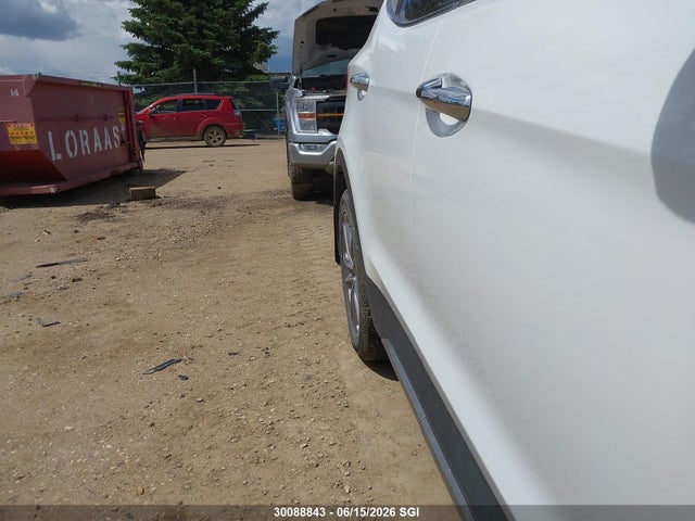 Продаж на аукціоні авто 2018 Hyundai Santa Fe Sport, vin: 5NMZUDLA7JH056090, номер лоту: 30088843