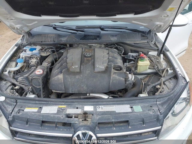 Aukcja sprzedaży 2014 Volkswagen Touareg V6 Tdi, vin: WVGEP9BP9ED012479, numer aukcji: 30090854