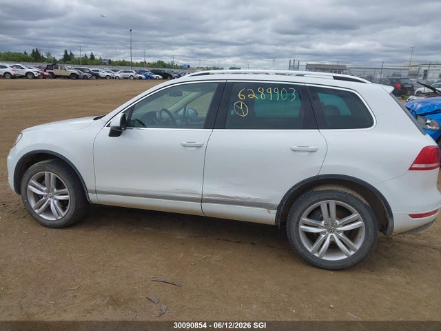 Aukcja sprzedaży 2014 Volkswagen Touareg V6 Tdi, vin: WVGEP9BP9ED012479, numer aukcji: 30090854