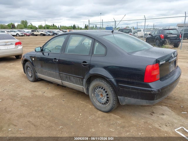 1999 Volkswagen Passat Gls მანქანა იყიდება აუქციონზე, vin: WVWAD63B2XE179342, აუქციონის ნომერი: 30092039