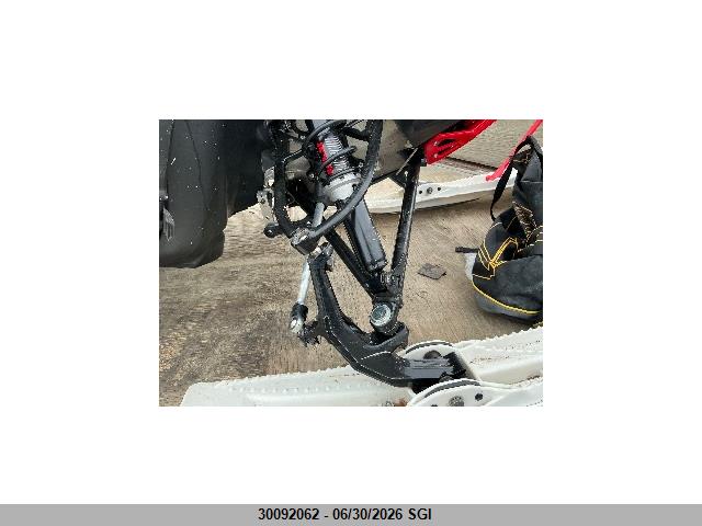 Ski-Doo Snowmobile Expert 850 2024 2BPSCKRC8RV000136 Image 14