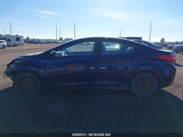 2013 Hyundai Elantra Gls/limited მანქანა იყიდება აუქციონზე, vin: 5NPDH4AE4DH425841, აუქციონის ნომერი: 30092074