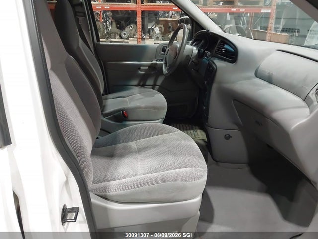 2000 Ford Windstar Lx მანქანა იყიდება აუქციონზე, vin: 2FMZA5145YBC71418, აუქციონის ნომერი: 30091307