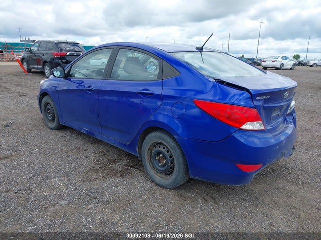 2014 Hyundai Accent Gls/gs მანქანა იყიდება აუქციონზე, vin: KMHCT4AE6EU709923, აუქციონის ნომერი: 30092108