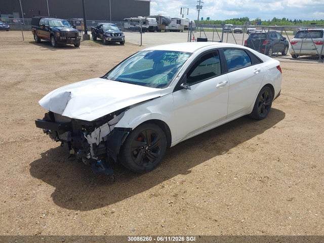 KMHLM4AG0PU379777 Hyundai ELANTRA SEL