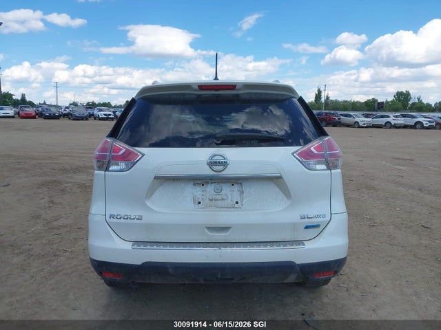 2015 Nissan Rogue მანქანა იყიდება აუქციონზე, vin: 5N1AT2MV4FC822333, აუქციონის ნომერი: 30091914