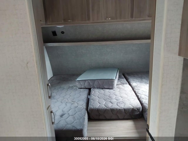 Winnebago Minnie 2022 54CTM1P26N6065275 Image 5