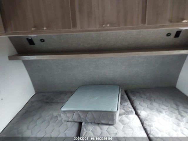 Winnebago Minnie 2022 54CTM1P26N6065275 Image 6