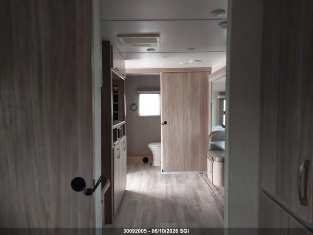 Winnebago Minnie 2022 54CTM1P26N6065275 Image 7