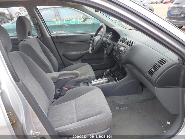 30092033 :رقم المزاد ، 2HGES16635H029921 vin ، 2005 Honda Civic Lx مزاد بيع