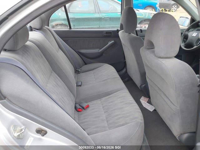 30092033 :رقم المزاد ، 2HGES16635H029921 vin ، 2005 Honda Civic Lx مزاد بيع