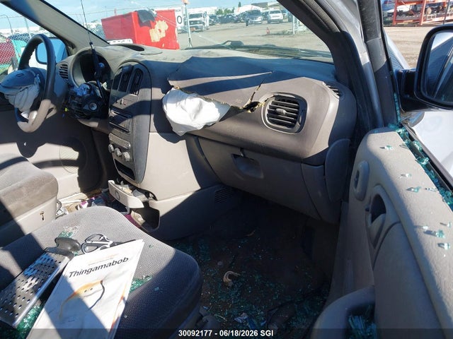 2002 Dodge Caravan Se მანქანა იყიდება აუქციონზე, vin: 1B4GP25R72B620586, აუქციონის ნომერი: 30092177
