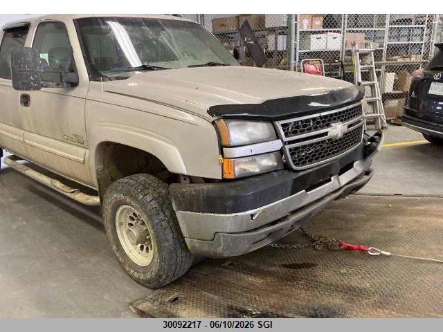 Продаж на аукціоні авто 2005 Chevrolet Silverado K2500 Heavy Duty, vin: 1GCHK232X5F820239, номер лоту: 30092217