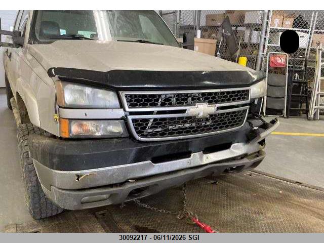 30092217 :رقم المزاد ، 1GCHK232X5F820239 vin ، 2005 Chevrolet Silverado K2500 Heavy Duty مزاد بيع