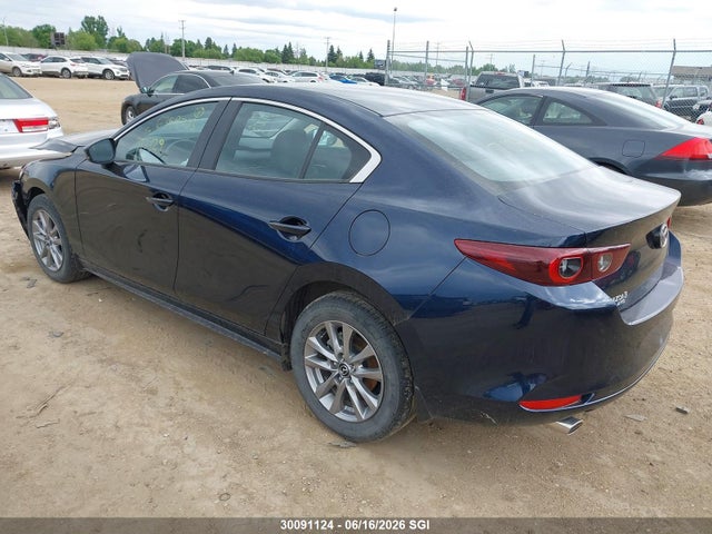 Mazda 3 Preferred 2024 JM1BPBCM8R1710429 Image 3