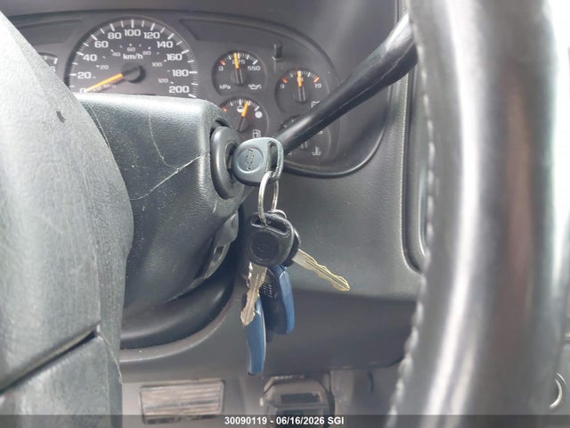30090119 :رقم المزاد ، 1GCEK19T34Z120993 vin ، 2004 Chevrolet Silverado K1500 مزاد بيع