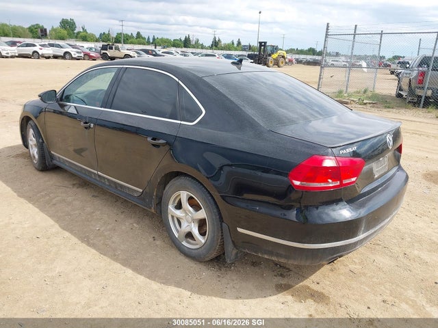 2012 Volkswagen Passat 2.5l Highline მანქანა იყიდება აუქციონზე, vin: 1VWCH7A31CC005389, აუქციონის ნომერი: 30085051
