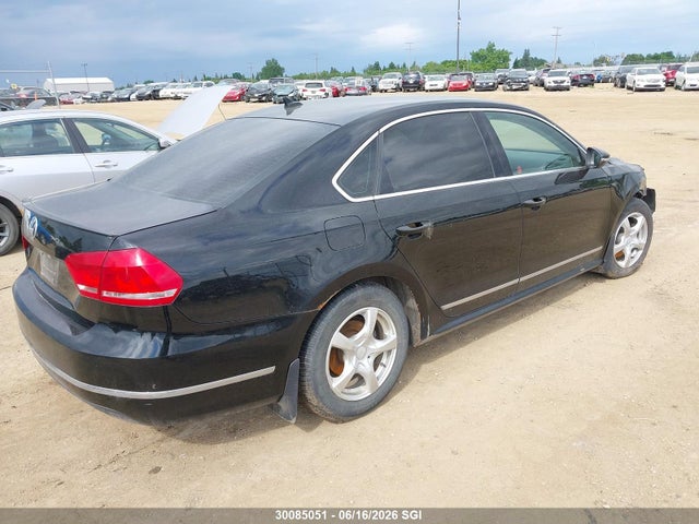 2012 Volkswagen Passat 2.5l Highline მანქანა იყიდება აუქციონზე, vin: 1VWCH7A31CC005389, აუქციონის ნომერი: 30085051