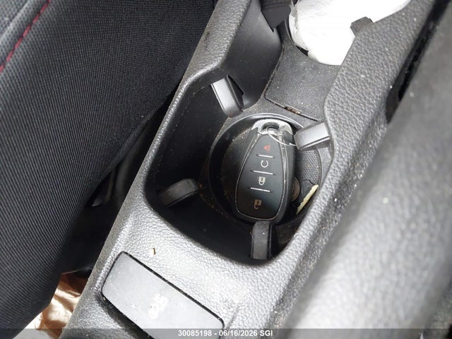 30085198 :رقم المزاد ، 1G1JD6SB3H4162521 vin ، 2017 Chevrolet Sonic Lt Auto مزاد بيع
