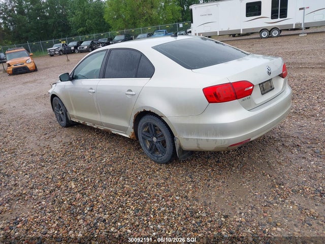 30092191 :رقم المزاد ، 3VWLL7AJ2BM037536 vin ، 2011 Volkswagen Jetta Tdi مزاد بيع