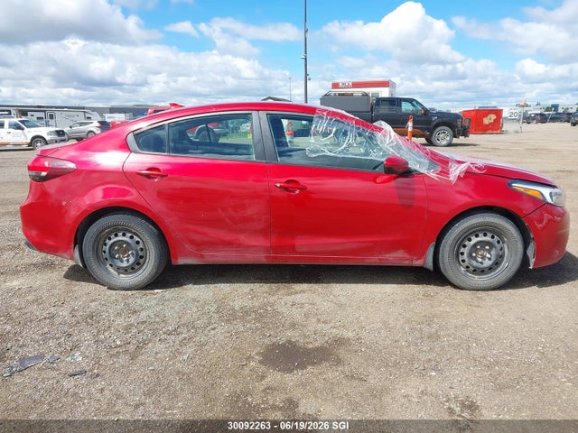 KIA FORTE LX 2018 3KPFK4A77JE231252 Image 12