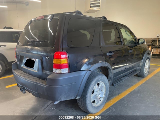 30092268 :رقم المزاد ، 1FMYU93126KB55139 vin ، 2006 Ford Escape Xlt مزاد بيع
