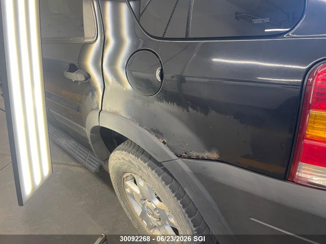 30092268 :رقم المزاد ، 1FMYU93126KB55139 vin ، 2006 Ford Escape Xlt مزاد بيع