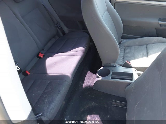 2007 Volkswagen Rabbit მანქანა იყიდება აუქციონზე, vin: WVWAR71K37W112690, აუქციონის ნომერი: 30091021