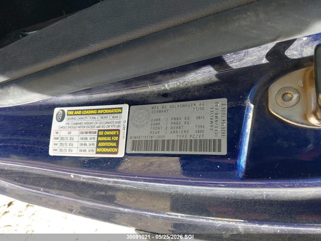 2007 Volkswagen Rabbit მანქანა იყიდება აუქციონზე, vin: WVWAR71K37W112690, აუქციონის ნომერი: 30091021