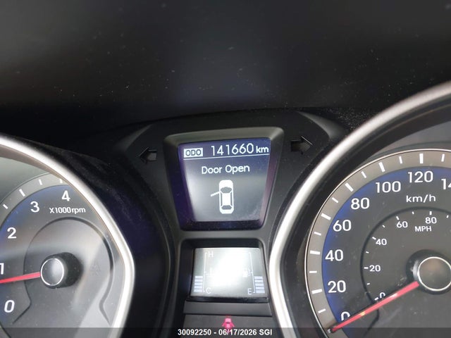 Продаж на аукціоні авто 2013 Hyundai Elantra Gt, vin: KMHD25LE3DU133751, номер лоту: 30092250