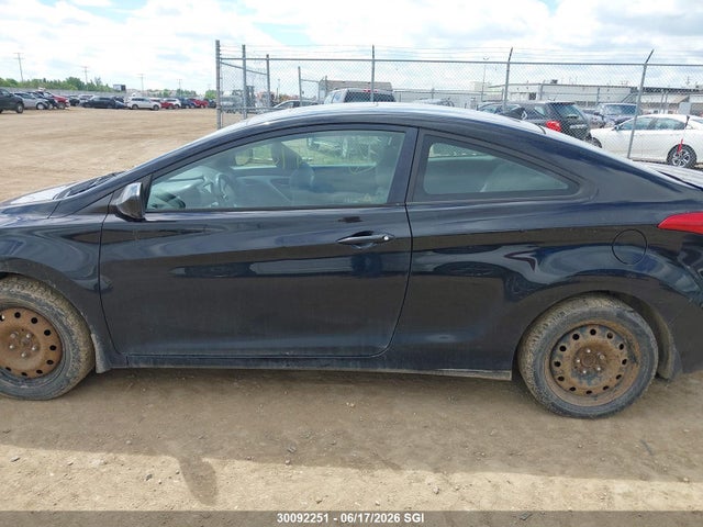 30092251 :رقم المزاد ، KMHDH6AE8DU023642 vin ، 2013 Hyundai Elantra Coupe Gs/se مزاد بيع