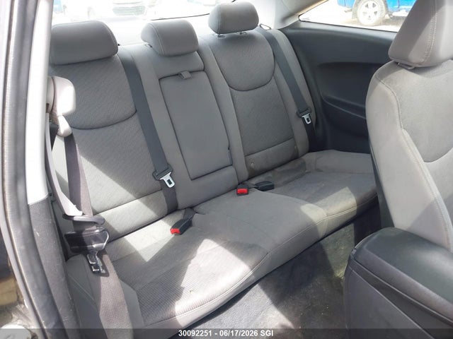 30092251 :رقم المزاد ، KMHDH6AE8DU023642 vin ، 2013 Hyundai Elantra Coupe Gs/se مزاد بيع