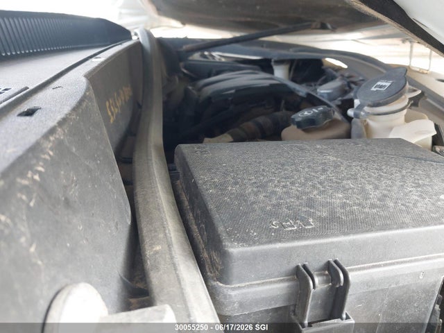 30055250 :رقم المزاد ، 1GNLVEEDXAJ226931 vin ، 2010 Chevrolet Traverse Ls مزاد بيع