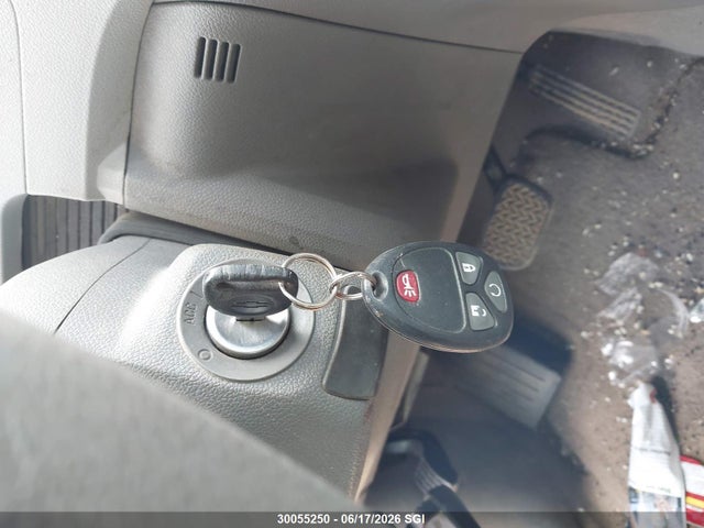30055250 :رقم المزاد ، 1GNLVEEDXAJ226931 vin ، 2010 Chevrolet Traverse Ls مزاد بيع