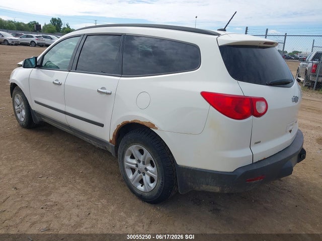 30055250 :رقم المزاد ، 1GNLVEEDXAJ226931 vin ، 2010 Chevrolet Traverse Ls مزاد بيع