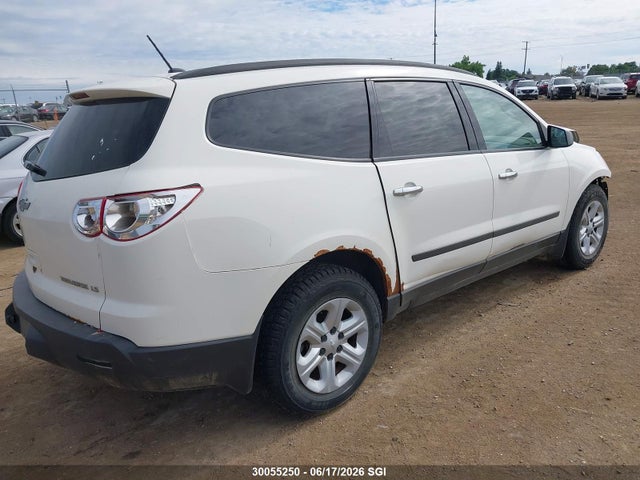 30055250 :رقم المزاد ، 1GNLVEEDXAJ226931 vin ، 2010 Chevrolet Traverse Ls مزاد بيع