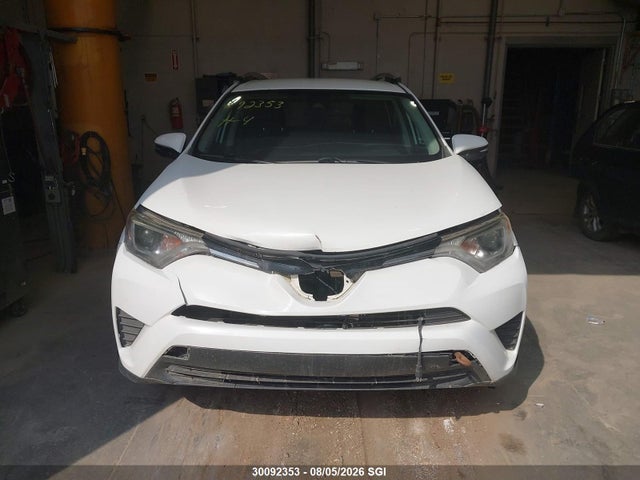 Toyota RAV4 LE 2017 2T3BFREV2HW645613 Image 12