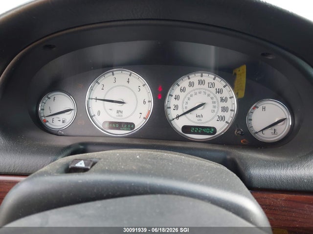 30091939 :رقم المزاد ، 2C3HE66G04H645166 vin ، 2004 Chrysler 300m مزاد بيع