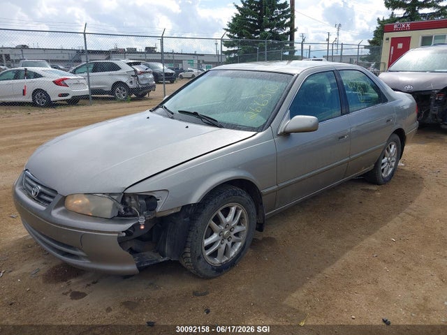2000 Toyota Camry Ce/le/xle მანქანა იყიდება აუქციონზე, vin: JT2BF22K8Y0266310, აუქციონის ნომერი: 30092158