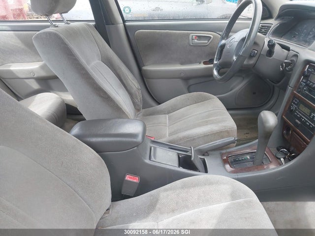 2000 Toyota Camry Ce/le/xle მანქანა იყიდება აუქციონზე, vin: JT2BF22K8Y0266310, აუქციონის ნომერი: 30092158