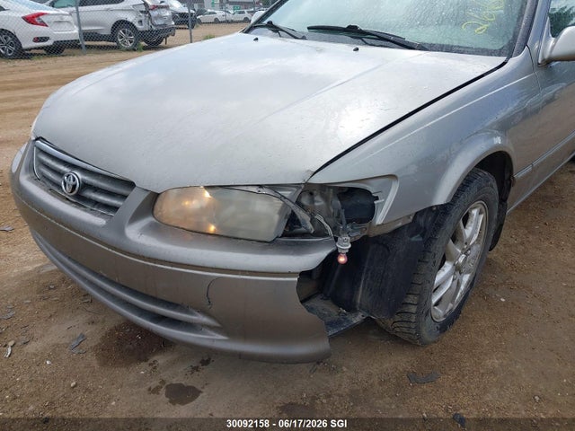 2000 Toyota Camry Ce/le/xle მანქანა იყიდება აუქციონზე, vin: JT2BF22K8Y0266310, აუქციონის ნომერი: 30092158