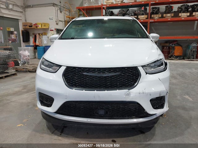 Chrysler Pacifica Touring L 2022 2C4RC1BGXNR122621 Image 12